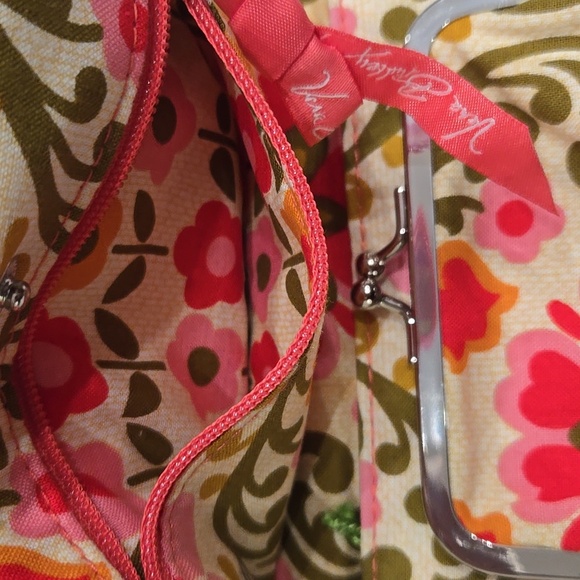 Vera Bradley One For the Money Folkloric Wallet Floral Change Pouch Key Ring Zip - Picture 5 of 12